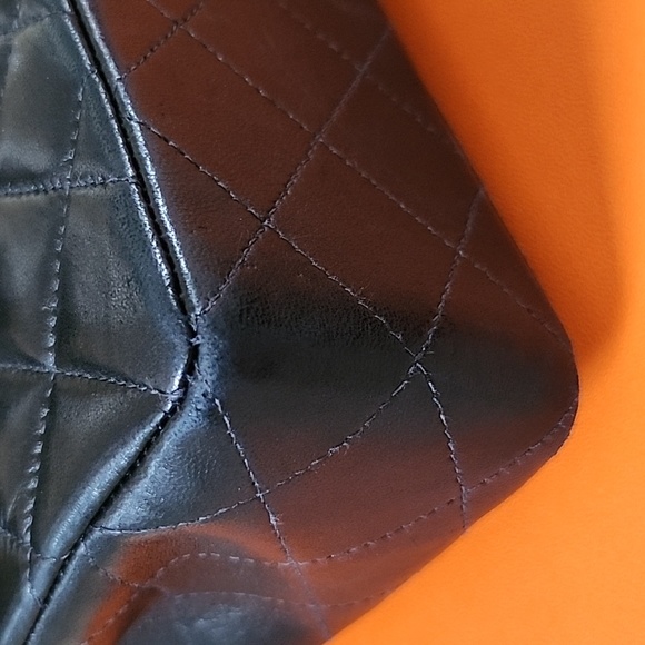 Chanel Classic Double Flap Lambskin Small SHW Authentic - Picture 9 of 15